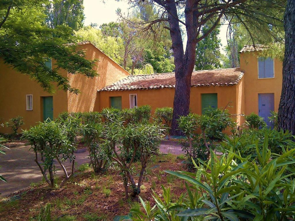 Sowell Family Les Amandiers Arles Exterior photo